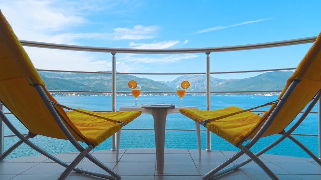 Blue Bay Apartments Krasići المظهر الخارجي الصورة
